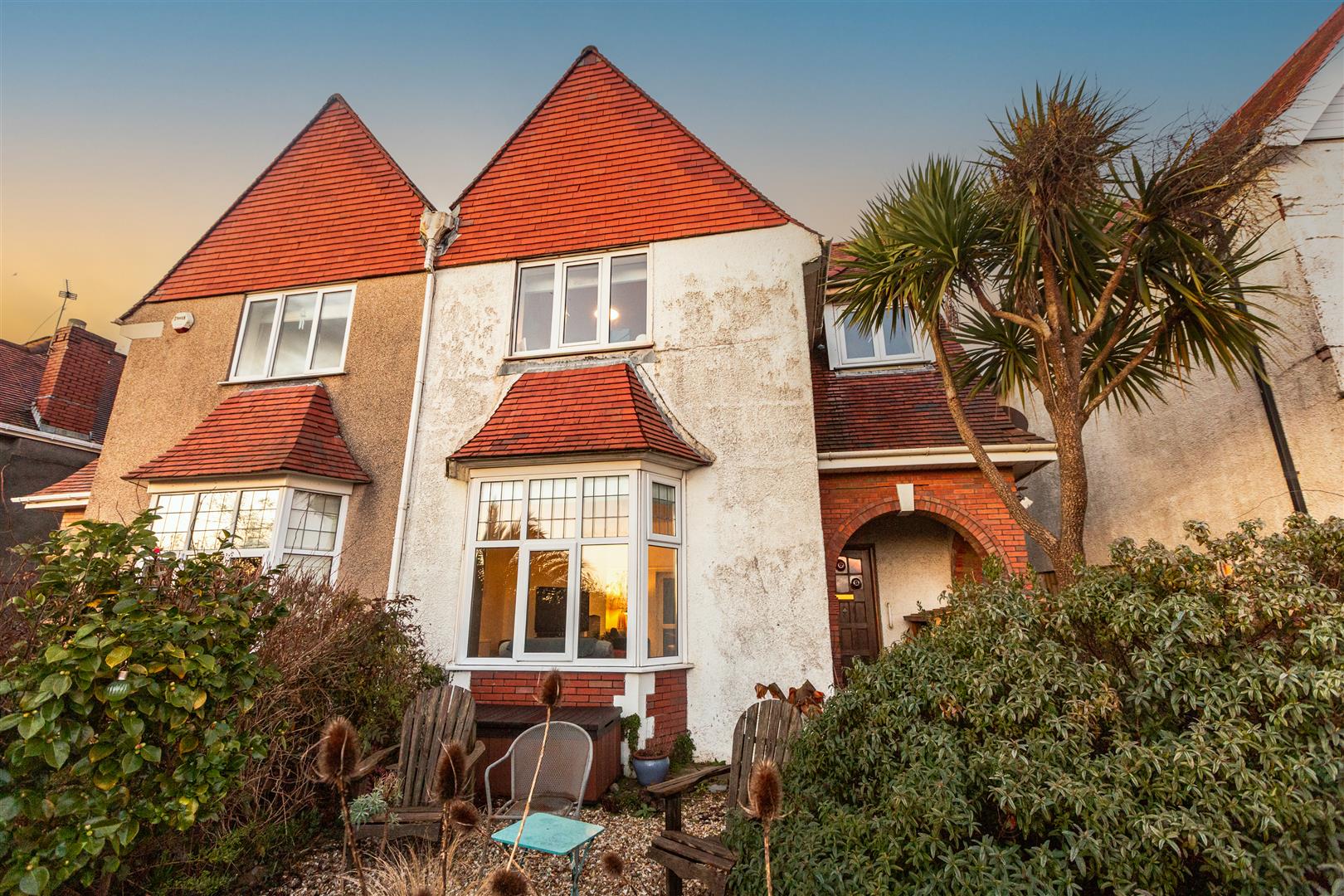 Lon Cadog, Sketty, Swansea, SA2 0TS